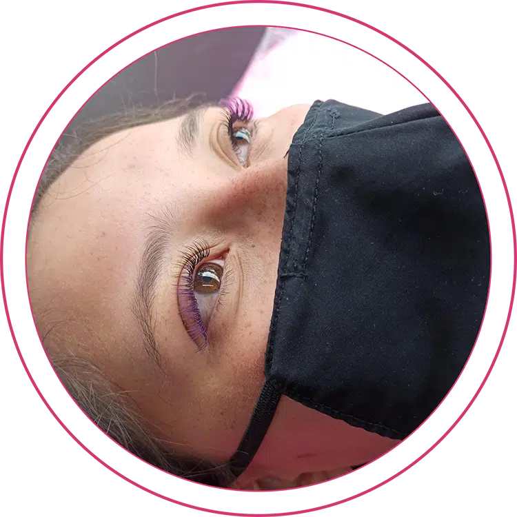 Curso de Extensión de Pestañas: Conviértete en Expert@ en Cejas Perfectas