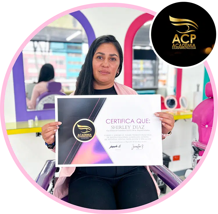 Curso de Extensiones de Pestañas: ¡Luce una Mirada Deslumbrante!